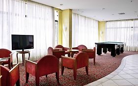 Ibis Taubate